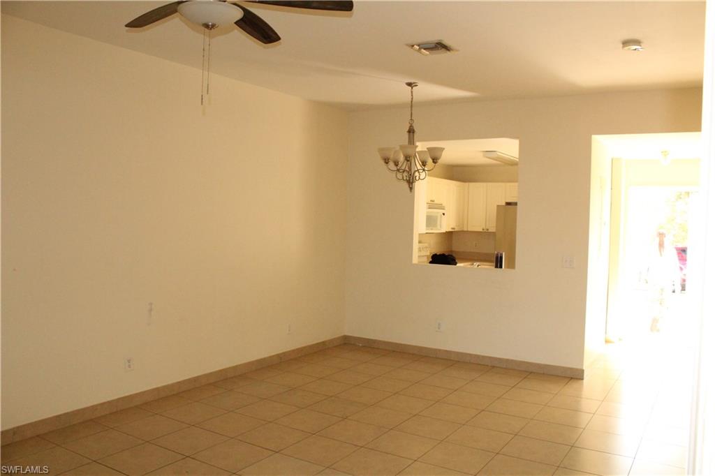703 Se 8th Ter B Property Photo 4