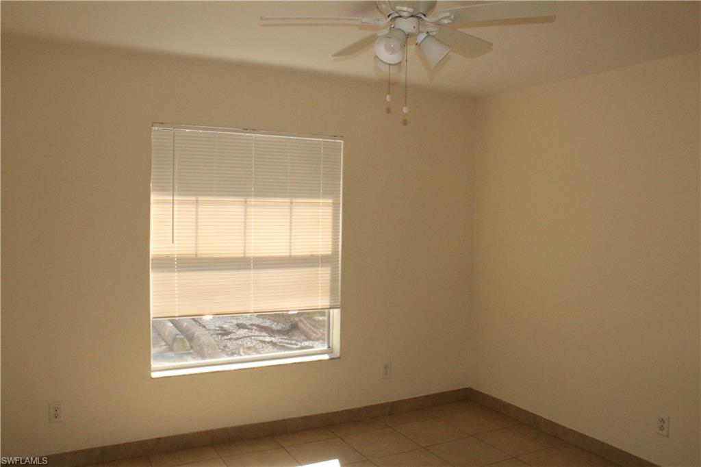 703 Se 8th Ter B Property Photo 10