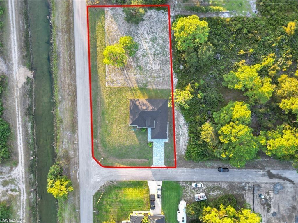 1601 Clark Ave Property Photo 5