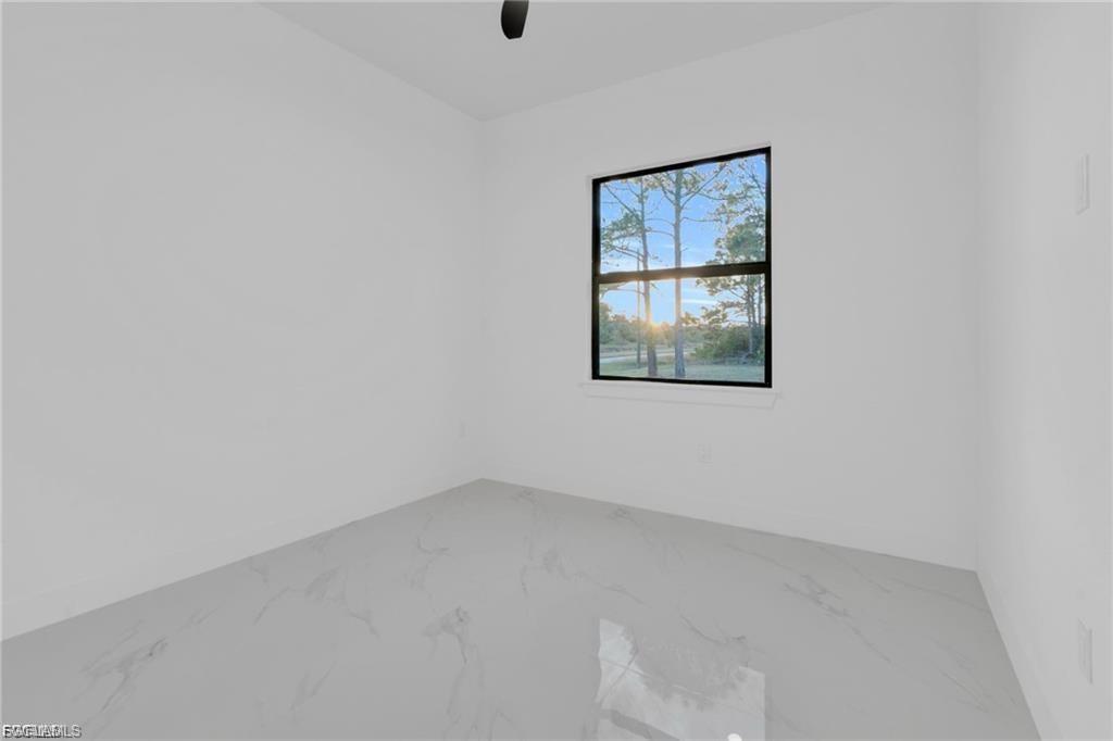 1601 Clark Ave Property Photo 18