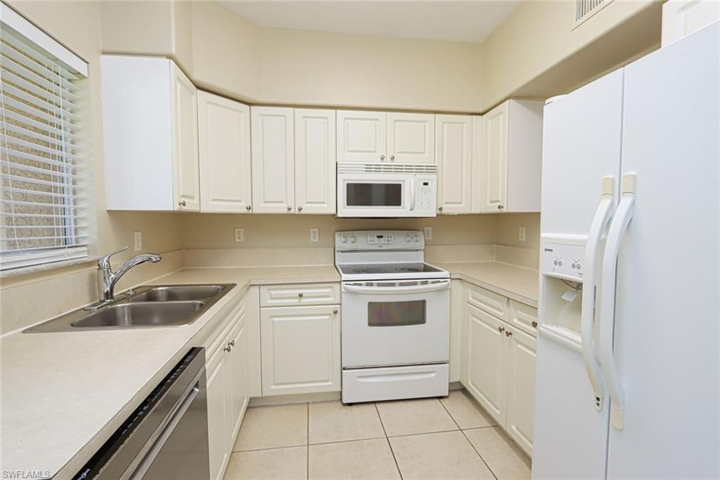 4167 Castilla Cir 105 Property Photo 5