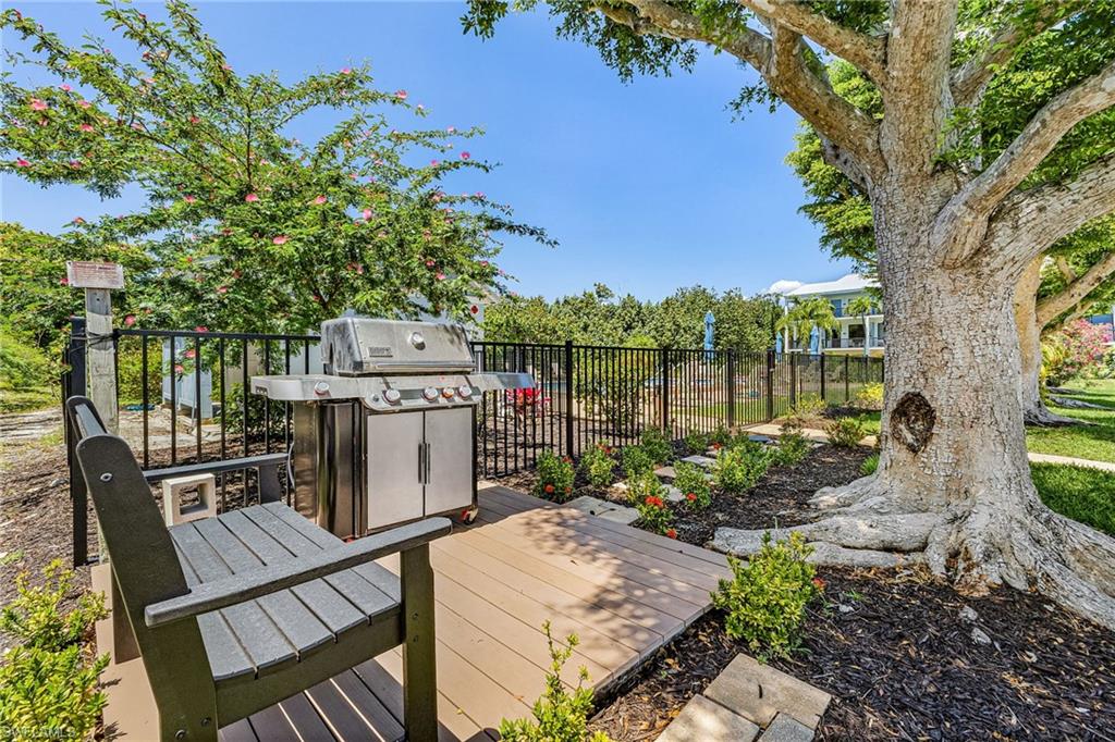 1250 Tennisplace Ct B32 Property Photo 19