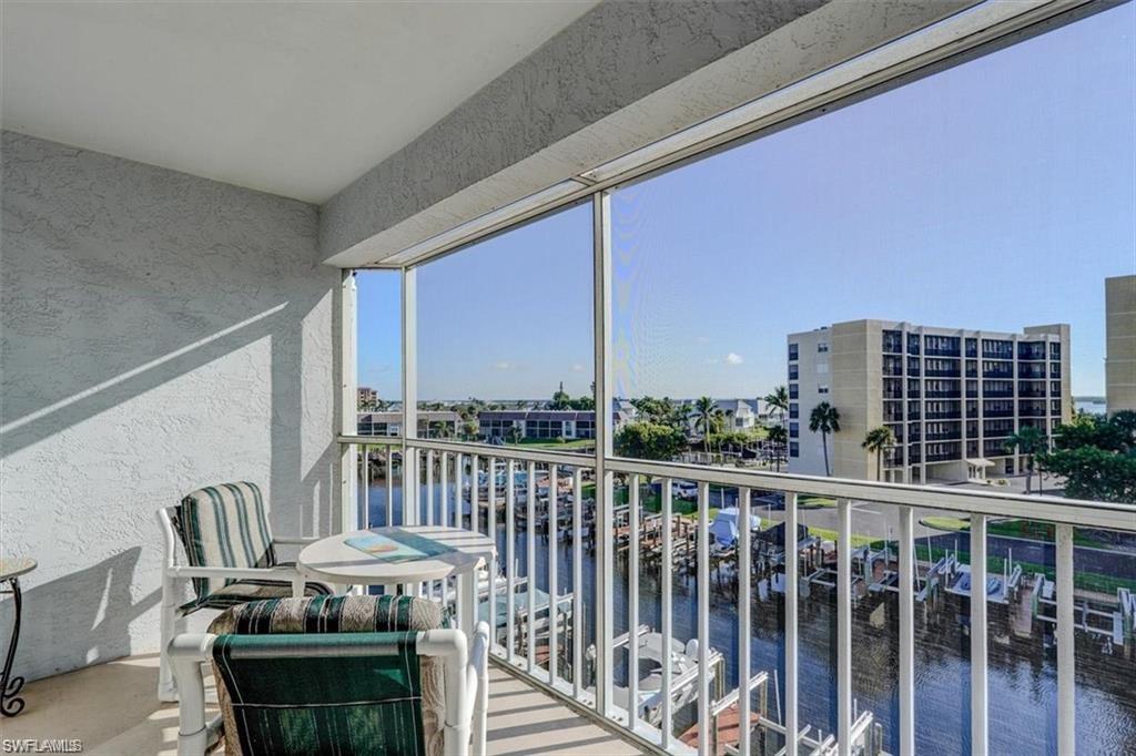 4541 Bay Beach Ln 344 Property Photo 7