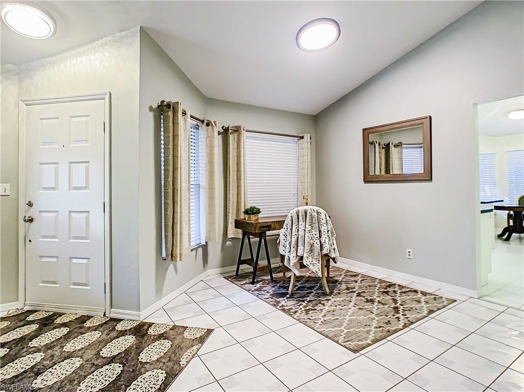 13641 Admiral Ct Property Photo 8