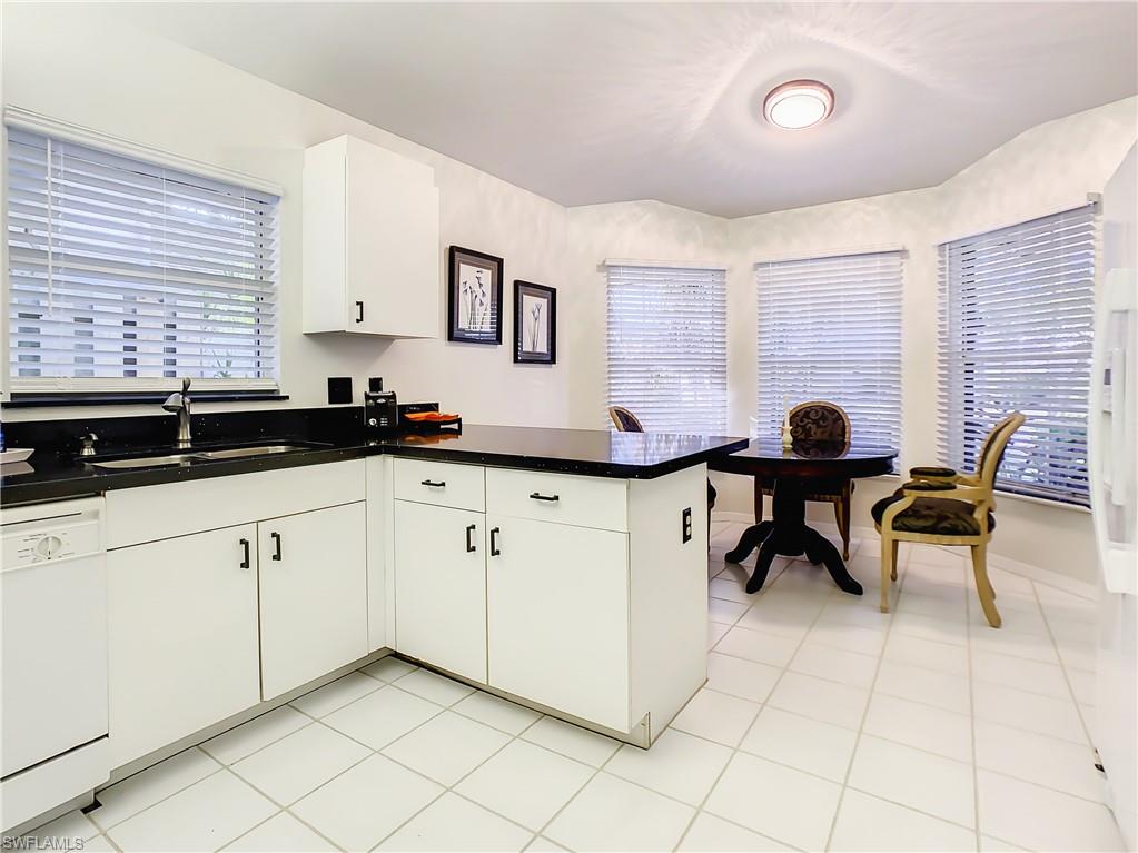 13641 Admiral Ct Property Photo 12