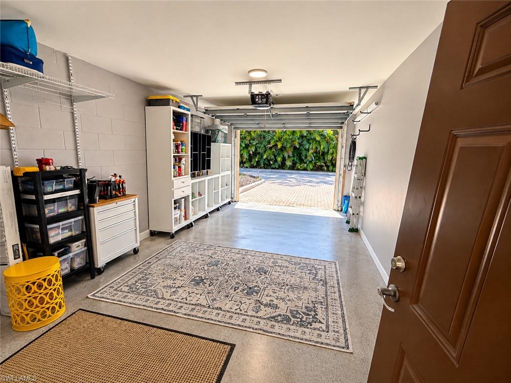1064 Winding Pines Cir N 203 Property Photo 23