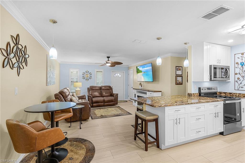 2073 E Tobago Cir Property Photo 9
