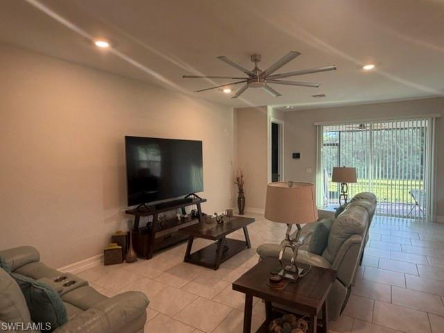 832 Heather Lake Ave Property Photo 21