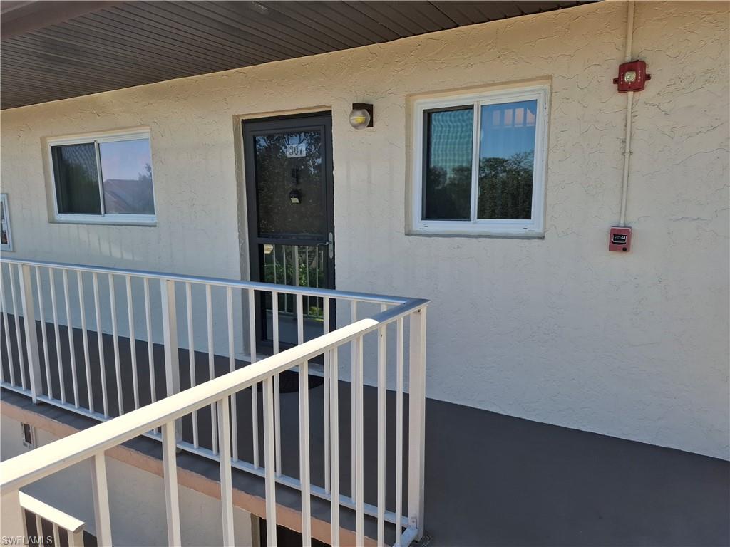 1018 Manatee Rd E307 Property Photo 2