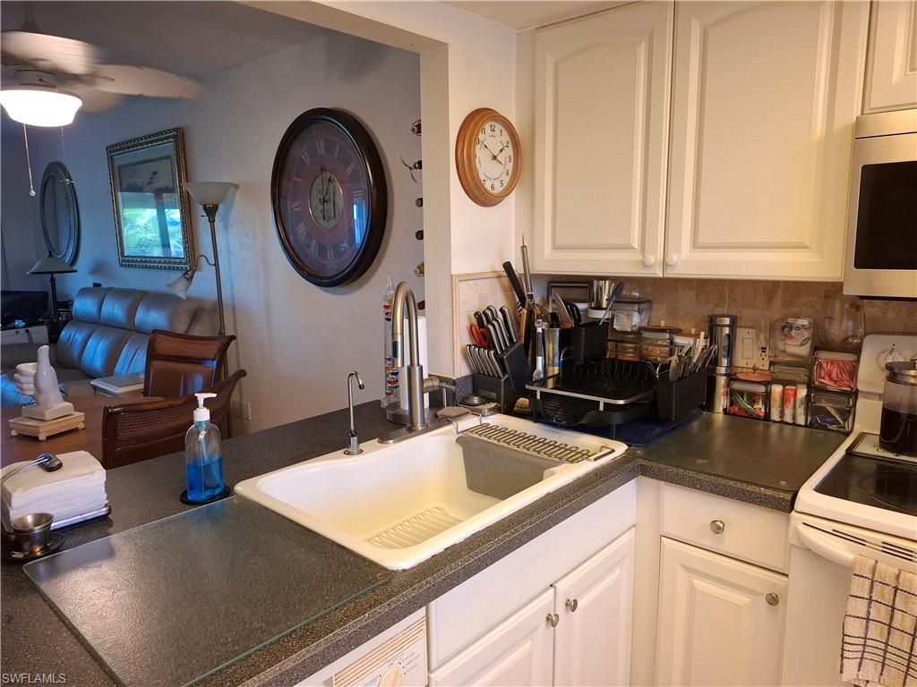 1018 Manatee Rd E307 Property Photo 10