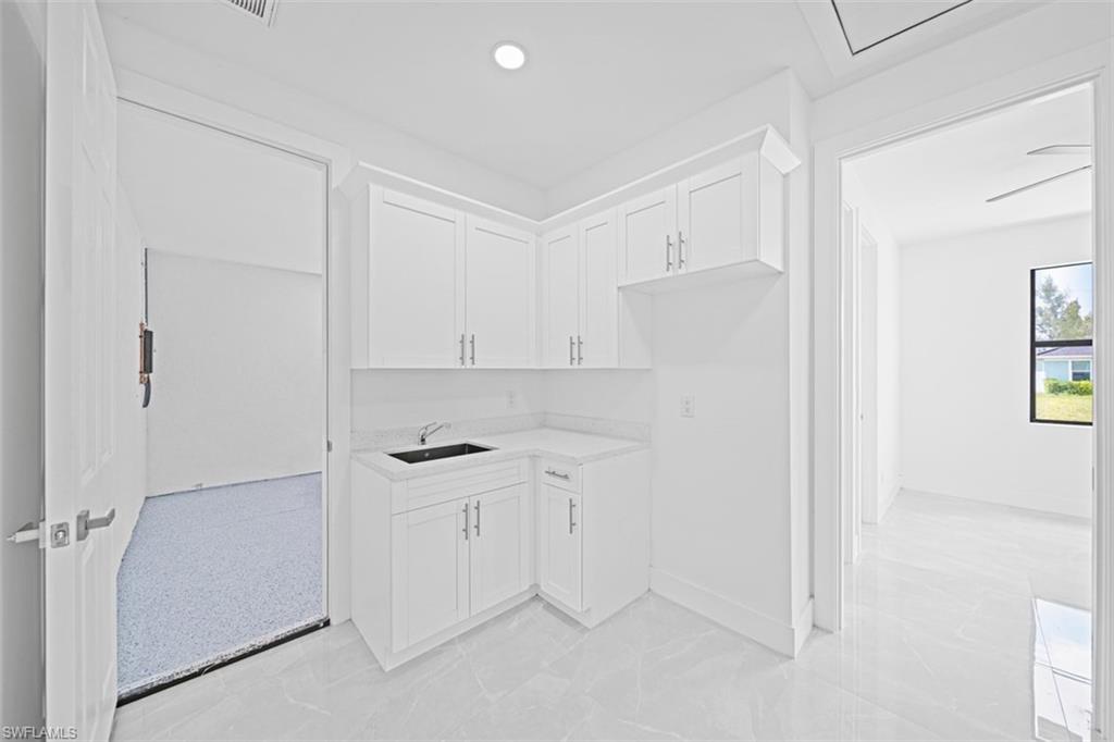1835 Nw 20th Pl Property Photo 17