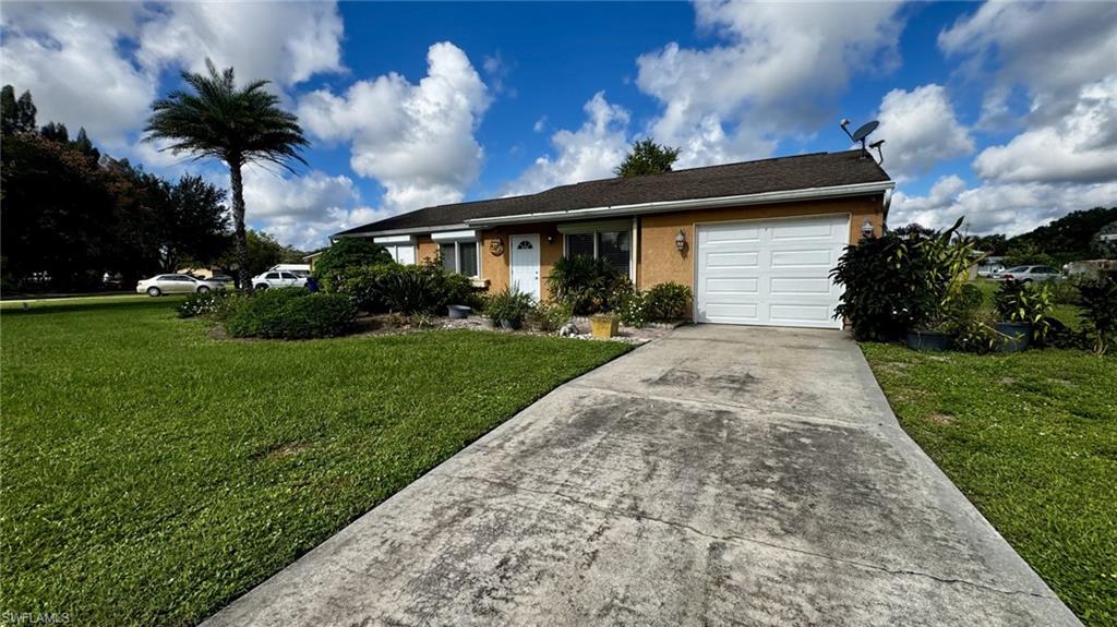 4050 S Edgewater Cir Property Photo 3