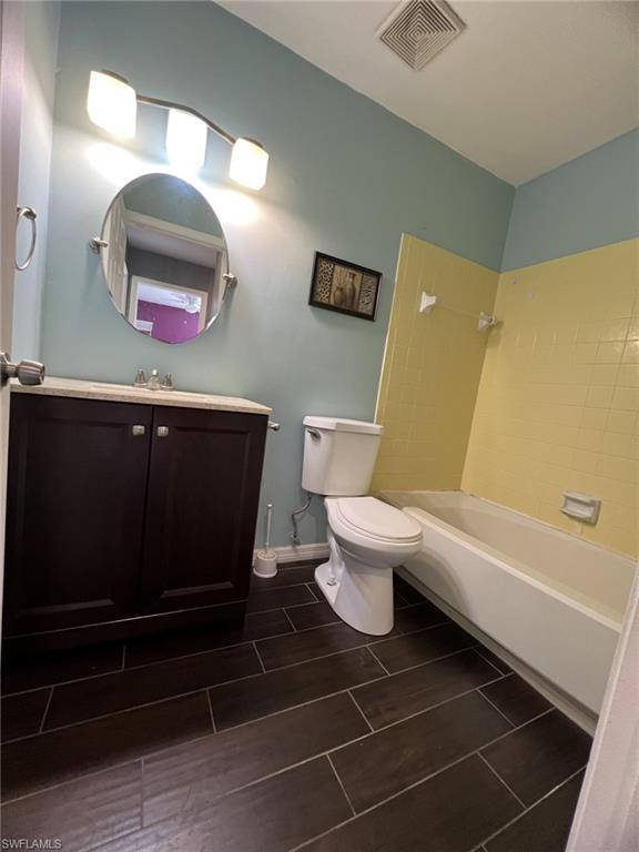 4050 S Edgewater Cir Property Photo 19