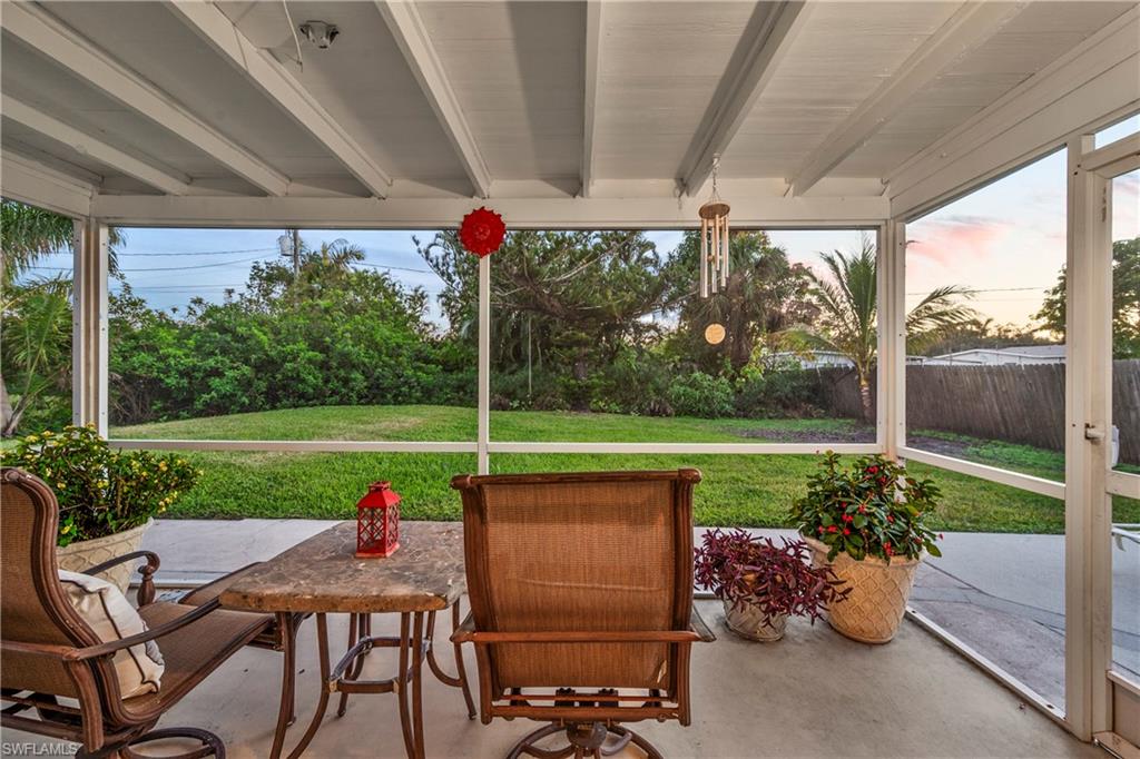 9893 Birr St Property Photo 11