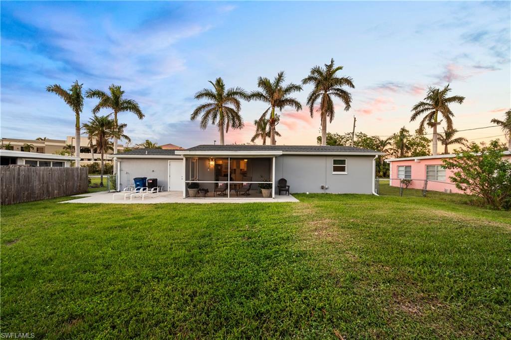 9893 Birr St Property Photo 14