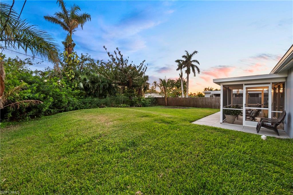 9893 Birr St Property Photo 16