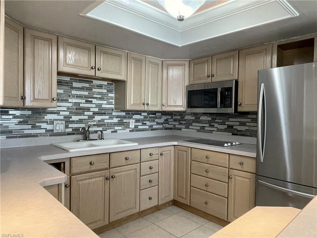 6777 Winkler Rd 274 Property Photo 1