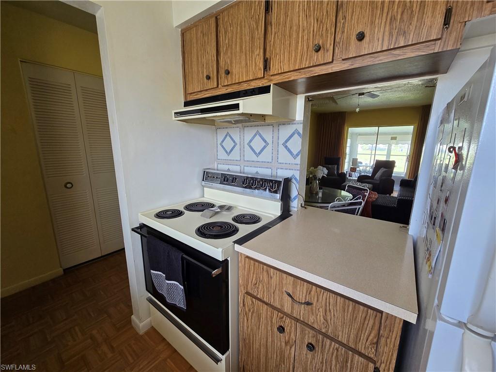 634 Joel Blvd Property Photo 12