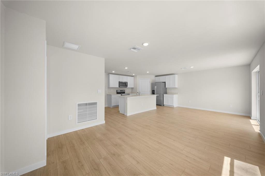 914 Sw 33rd Ter Property Photo 11