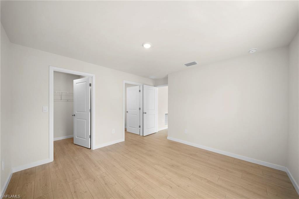 914 Sw 33rd Ter Property Photo 15