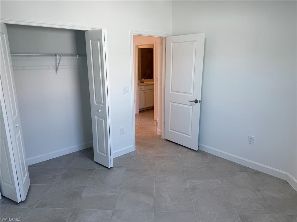 20651 Hazelnut Ct Property Photo 11