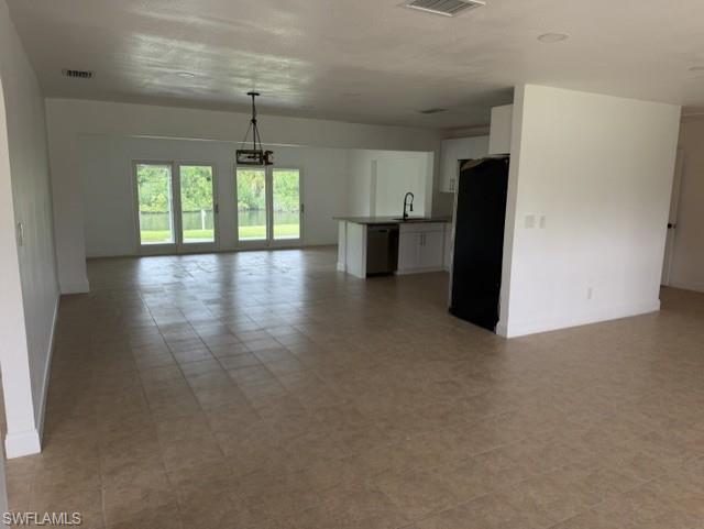 2143 Club House Rd Property Photo 12