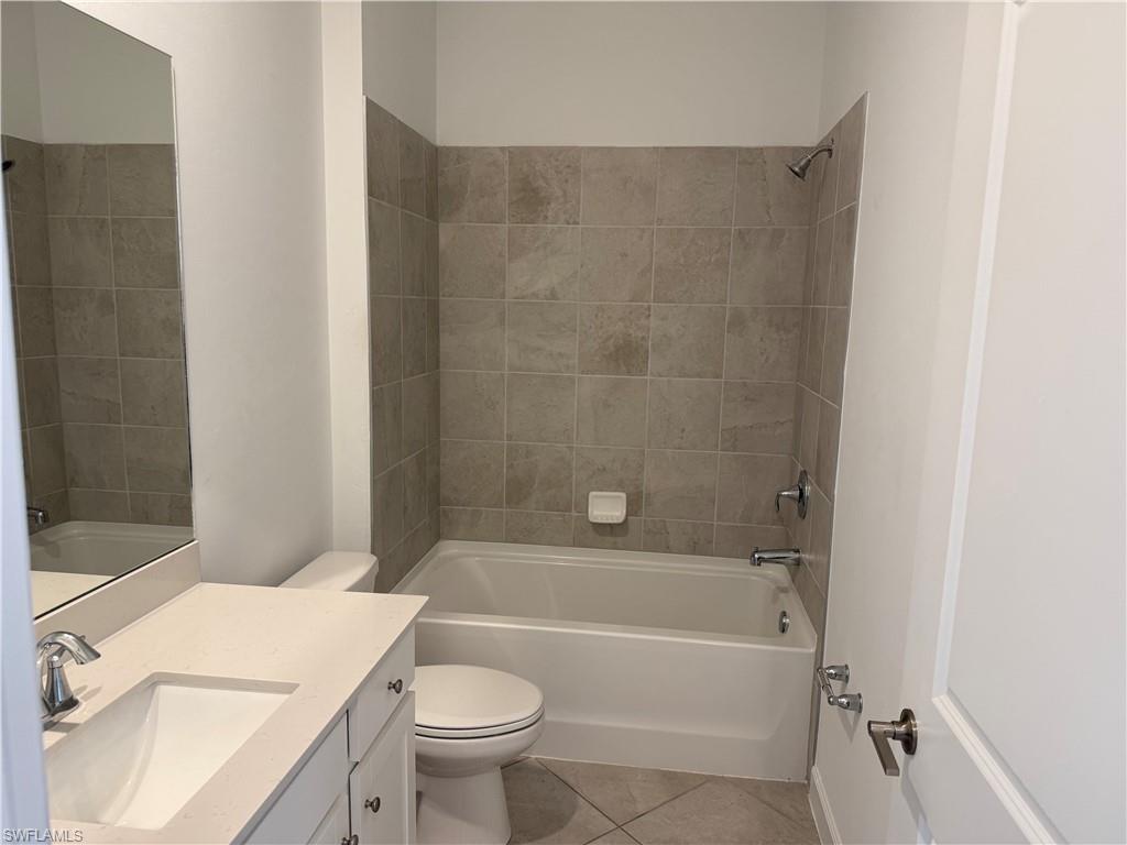 20651 Hazelnut Ct Property Photo 7