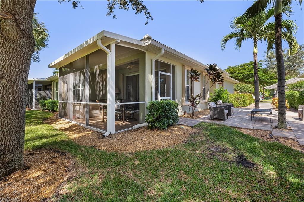 9901 Palmarrosa Way Property Photo 3