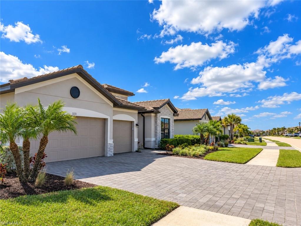 11131 Canopy Loop Property Photo 4