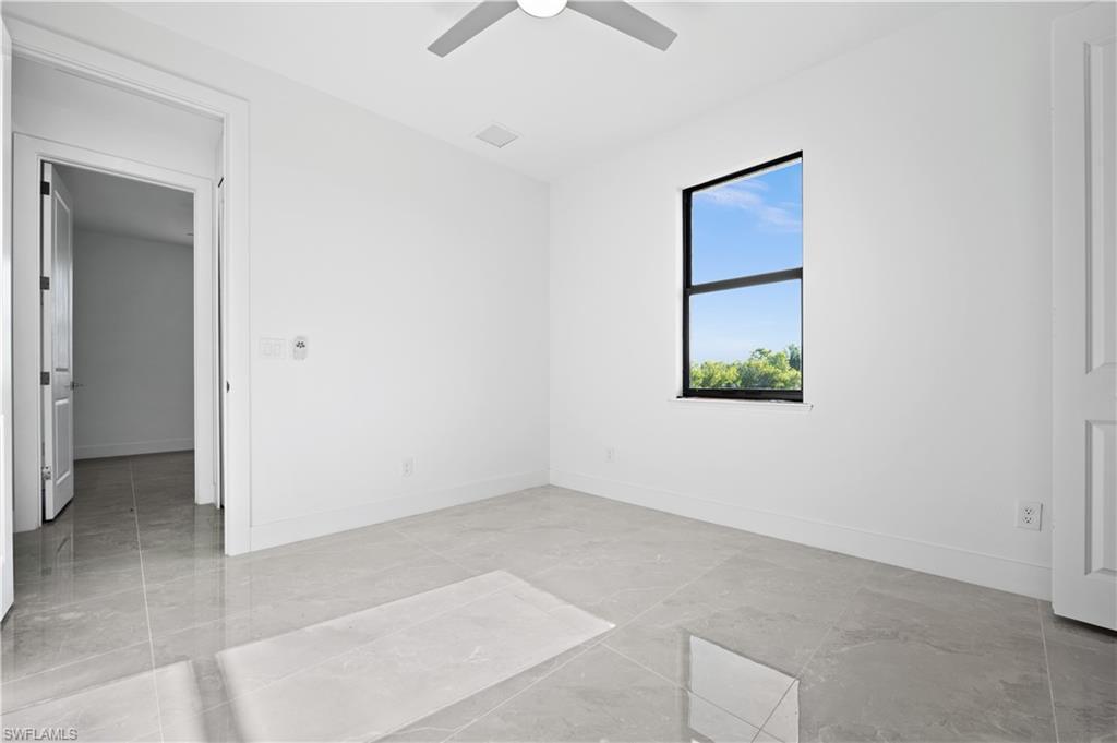 1001 Ne 15th Ter Property Photo 35
