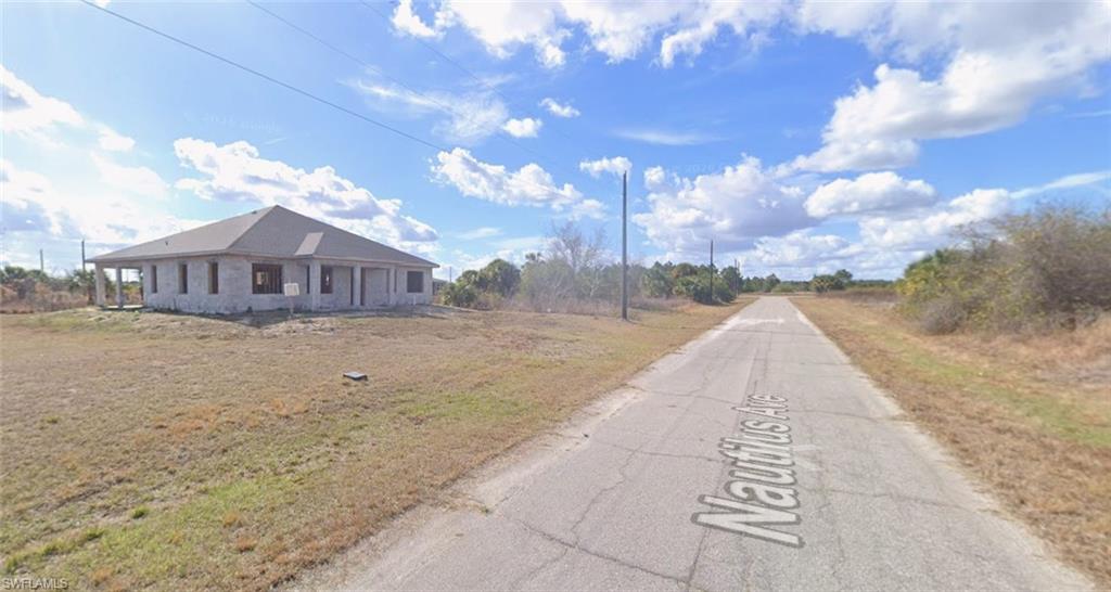 211 Nautilus Ave Property Photo 3