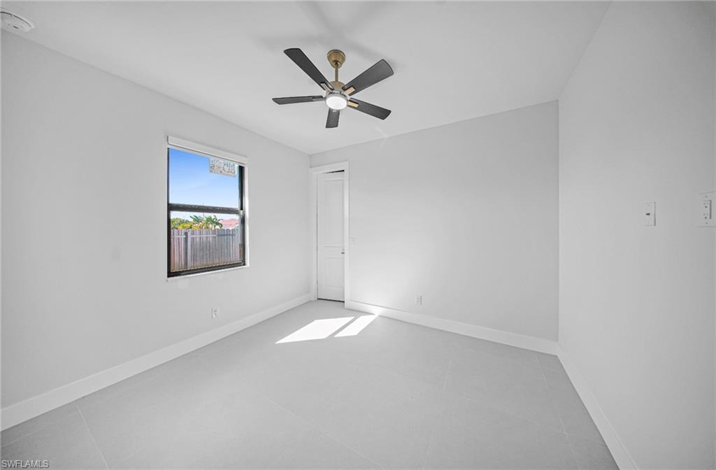 1005 Ne 4th Pl Property Photo 16