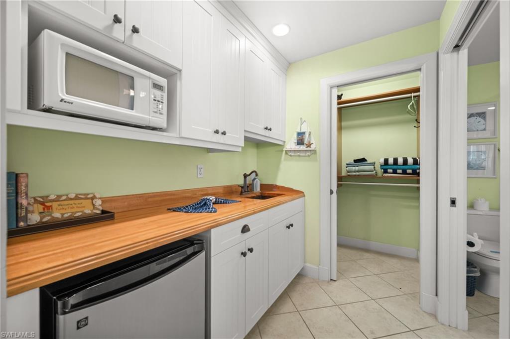 5898 Shell Cove Dr Property Photo 20