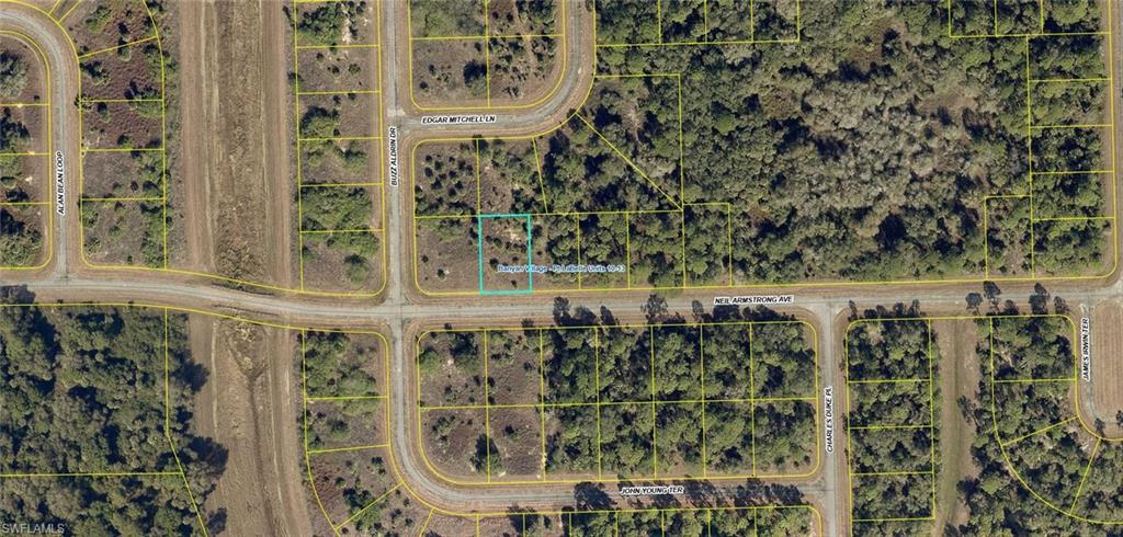 222 Neil Armstrong Ave Property Photo 3