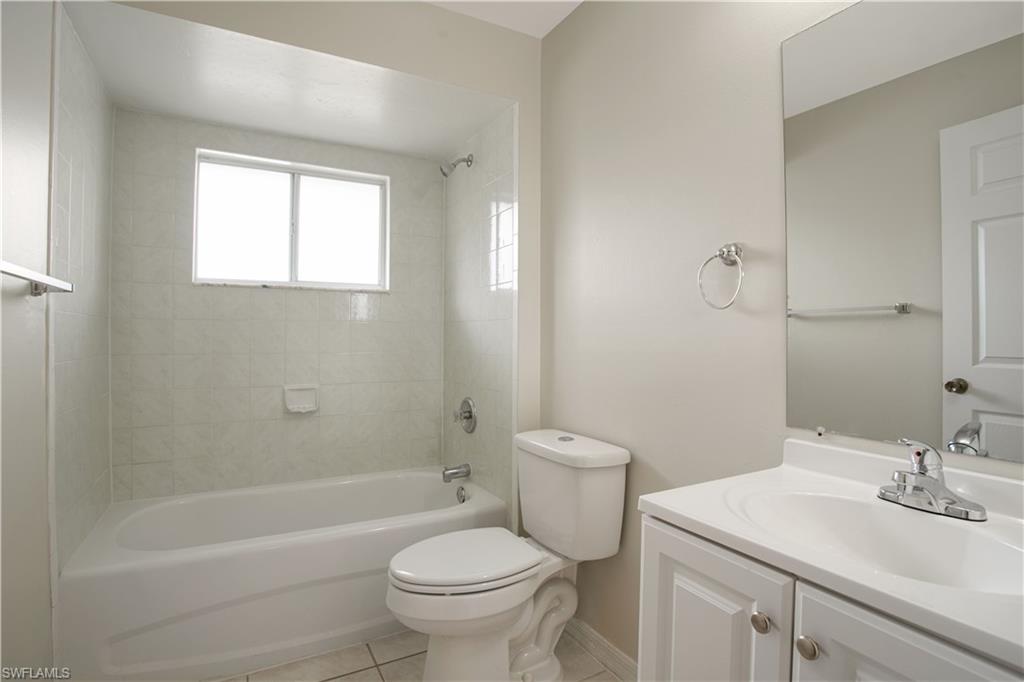 1020 Se 26th Ter Property Photo 19
