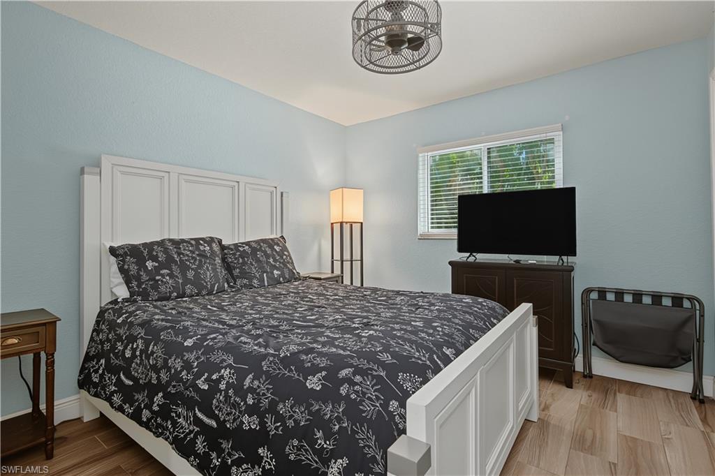 8 Ne 8th Pl Property Photo 26