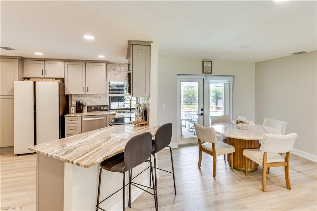 6030 Perthshire Ln Property Photo 10