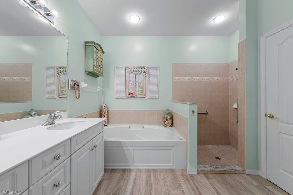 15834 Cutters Ct Property Photo 18