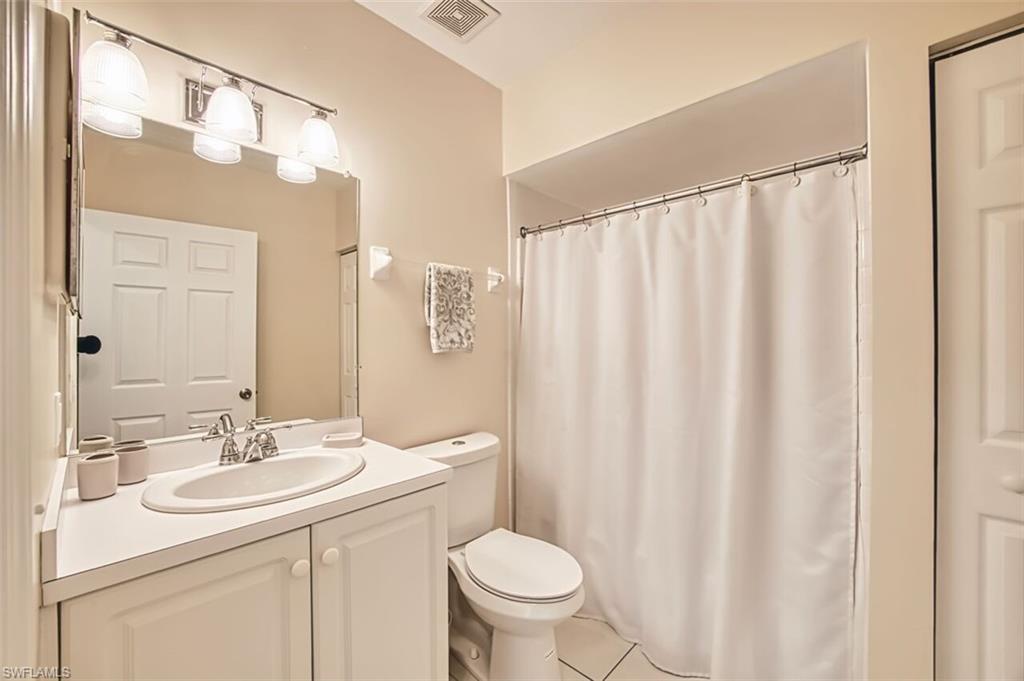 14801 Park Lake Dr 209 Property Photo 34