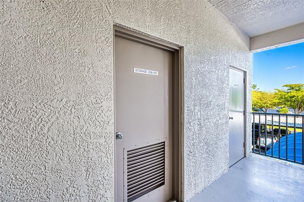 14801 Park Lake Dr 209 Property Photo 36