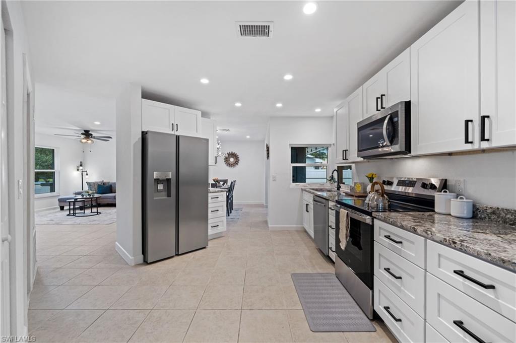 6060 Macbeth Ln Property Photo 12