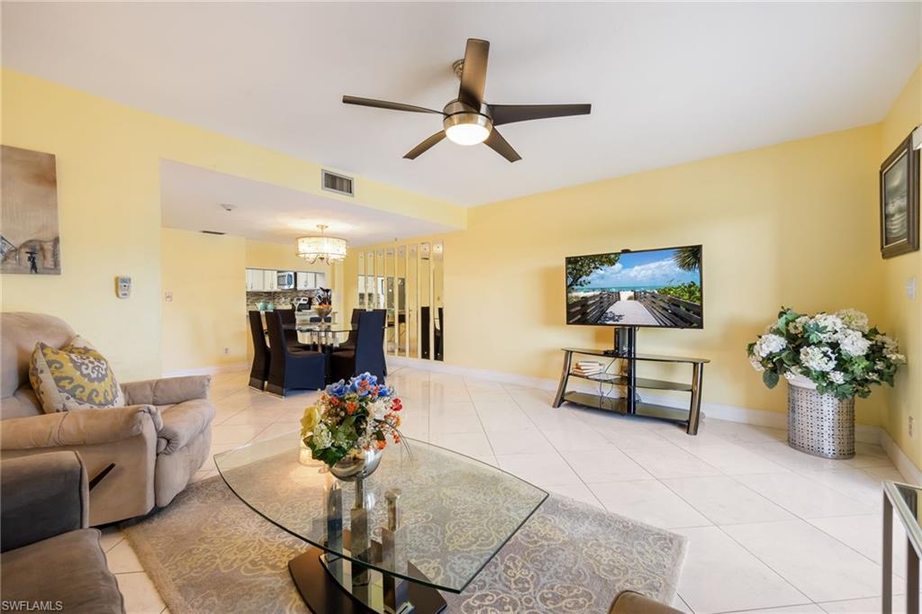 4511 Bay Beach Ln 315 Property Photo 10