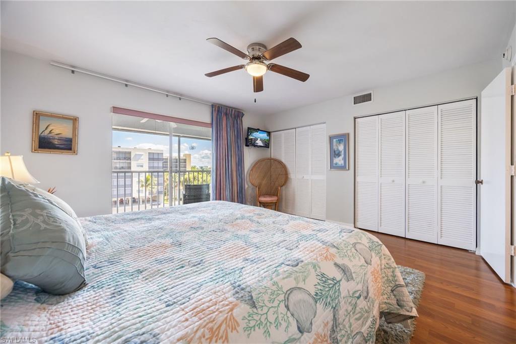 4511 Bay Beach Ln 315 Property Photo 16