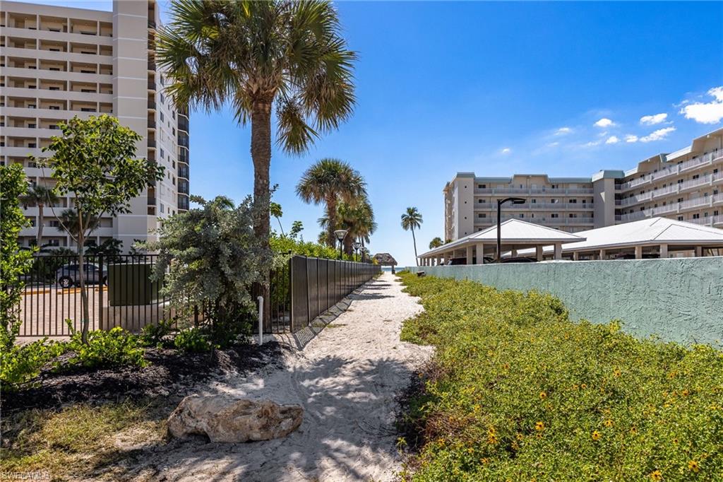4511 Bay Beach Ln 315 Property Photo 21