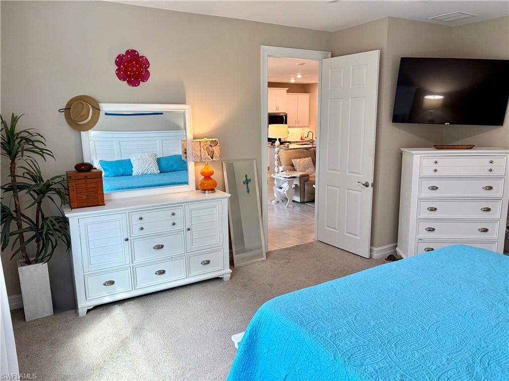 394 Spring Hill Lake Loop Property Photo 10