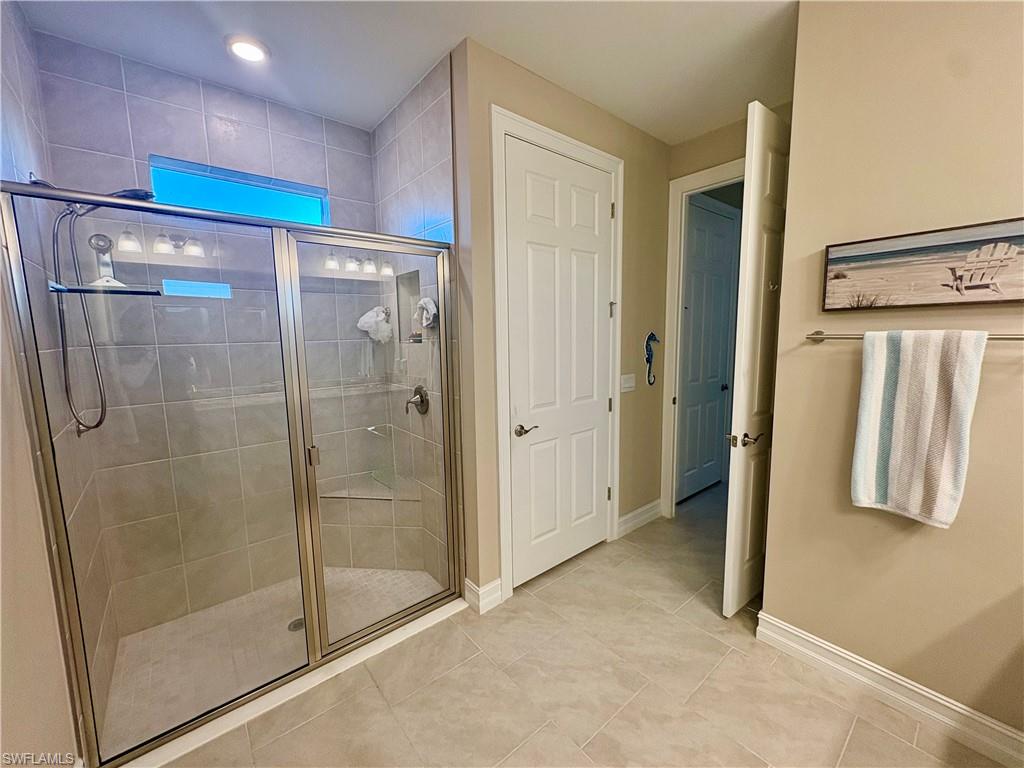 394 Spring Hill Lake Loop Property Photo 12