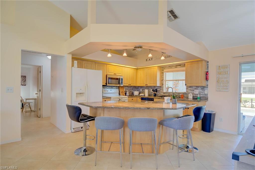 2026044470 Property Photo 8