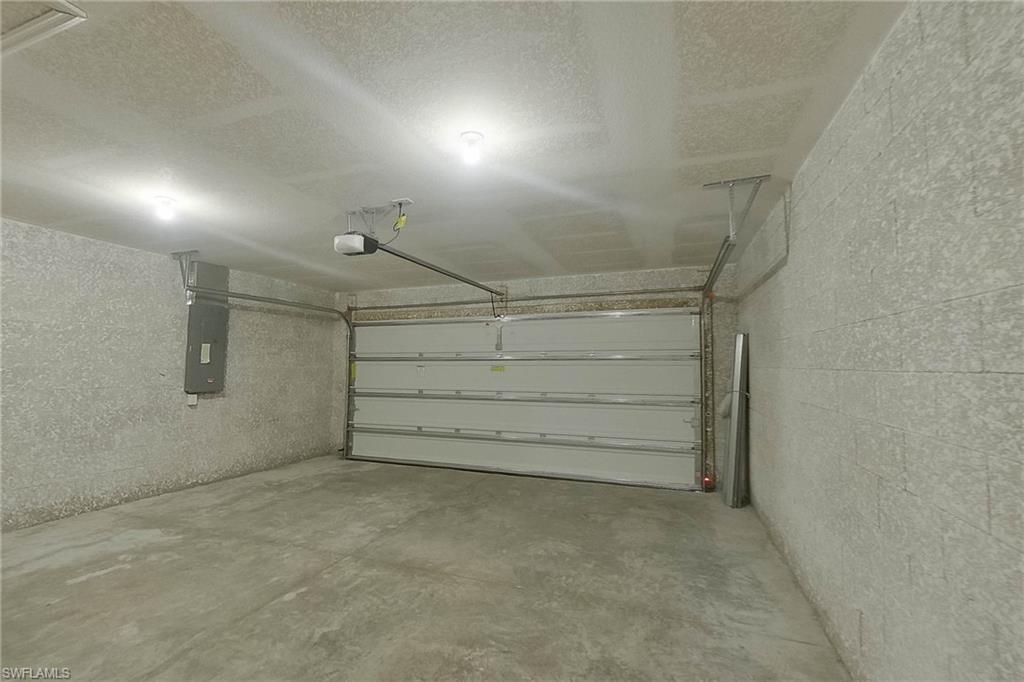 9101 Aegean Cir Property Photo 16