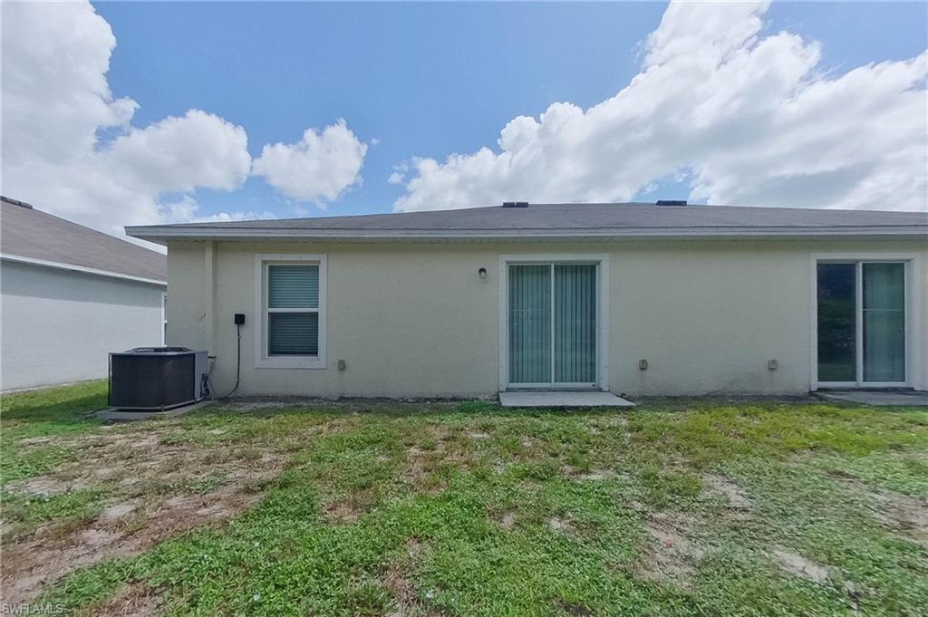 9101 Aegean Cir Property Photo 18