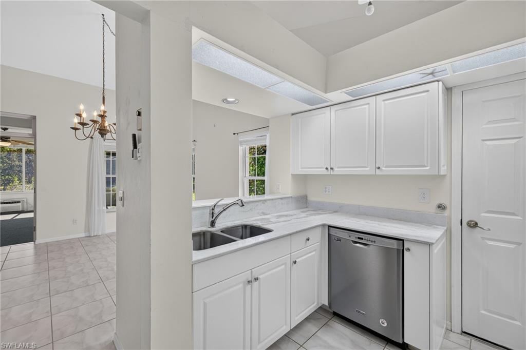 2180 Faliron Rd Property Photo 10